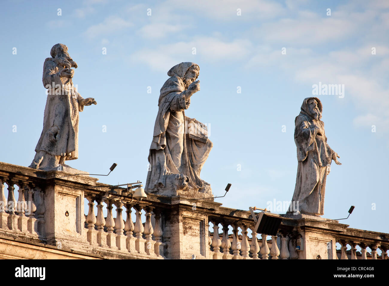 Elenco Statue Colonnato San Pietro