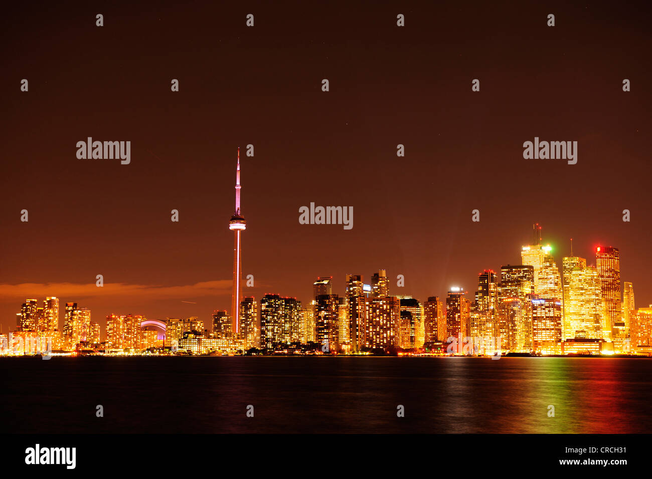 Skyline di notte, Toronto, Ontario, Canada, America del Nord Foto Stock