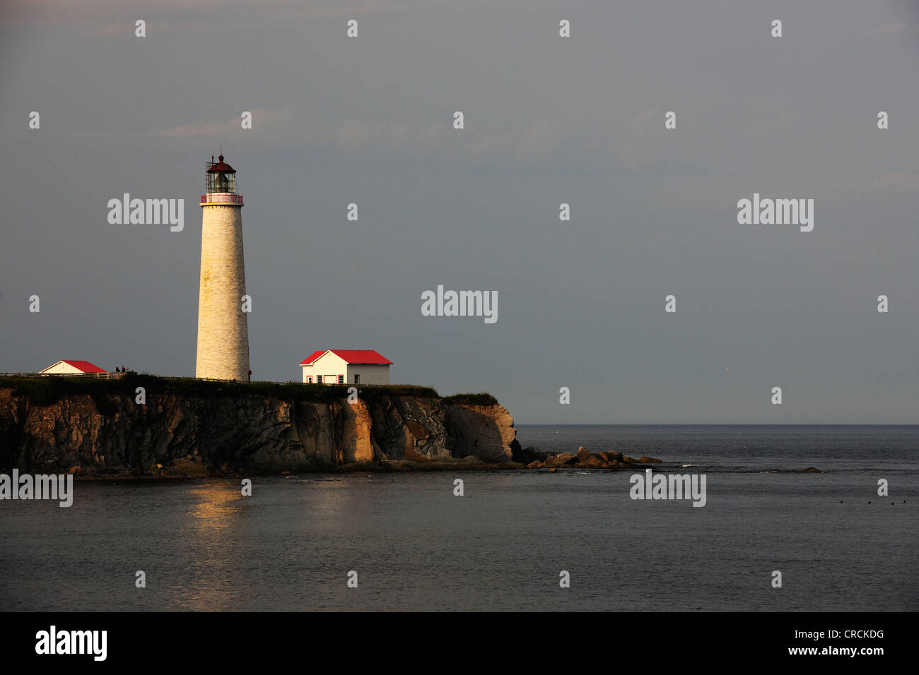 Cap des Rosiers, Canada più alto del faro, Gaspésie o penisola di Gaspé, Quebec, Canada Foto Stock