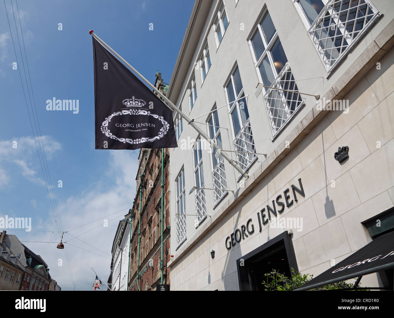 La Georg Jensen argentiere lifestyle shop sulla pedonale e la via commerciale Strøget a Amagerltorv a Copenhagen, Danimarca Foto Stock