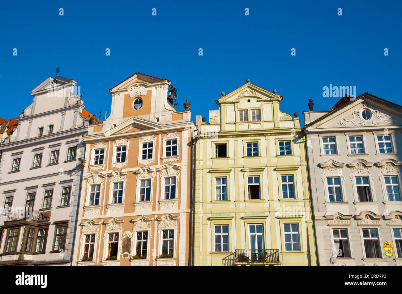 Staromestske namesti, la piazza della città vecchia di Praga Repubblica Ceca Europa Foto Stock