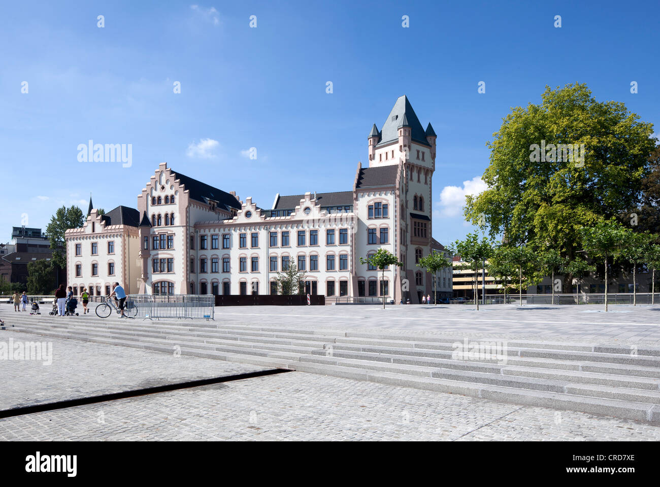 Lago di Phoenix, ex Huettenwerk Phoenix-Ost acciaieria Hoerder il castello di Burg, riqualificazione urbana, sito Zukunftsstandort Phoenix Foto Stock