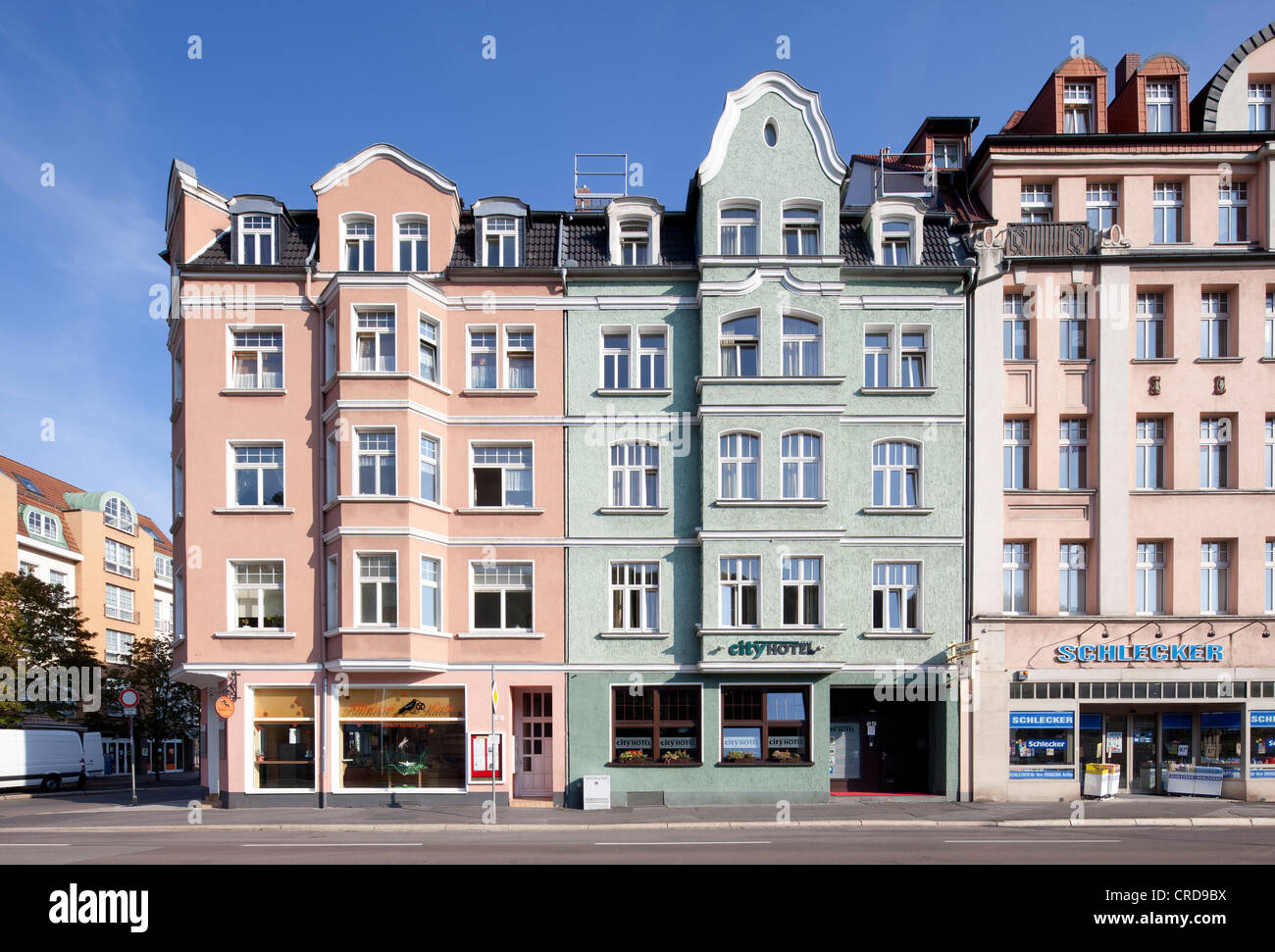 Storici edifici commerciali, Bahnhofstrasse, Eisenach, Turingia, Germania, Europa PublicGround Foto Stock
