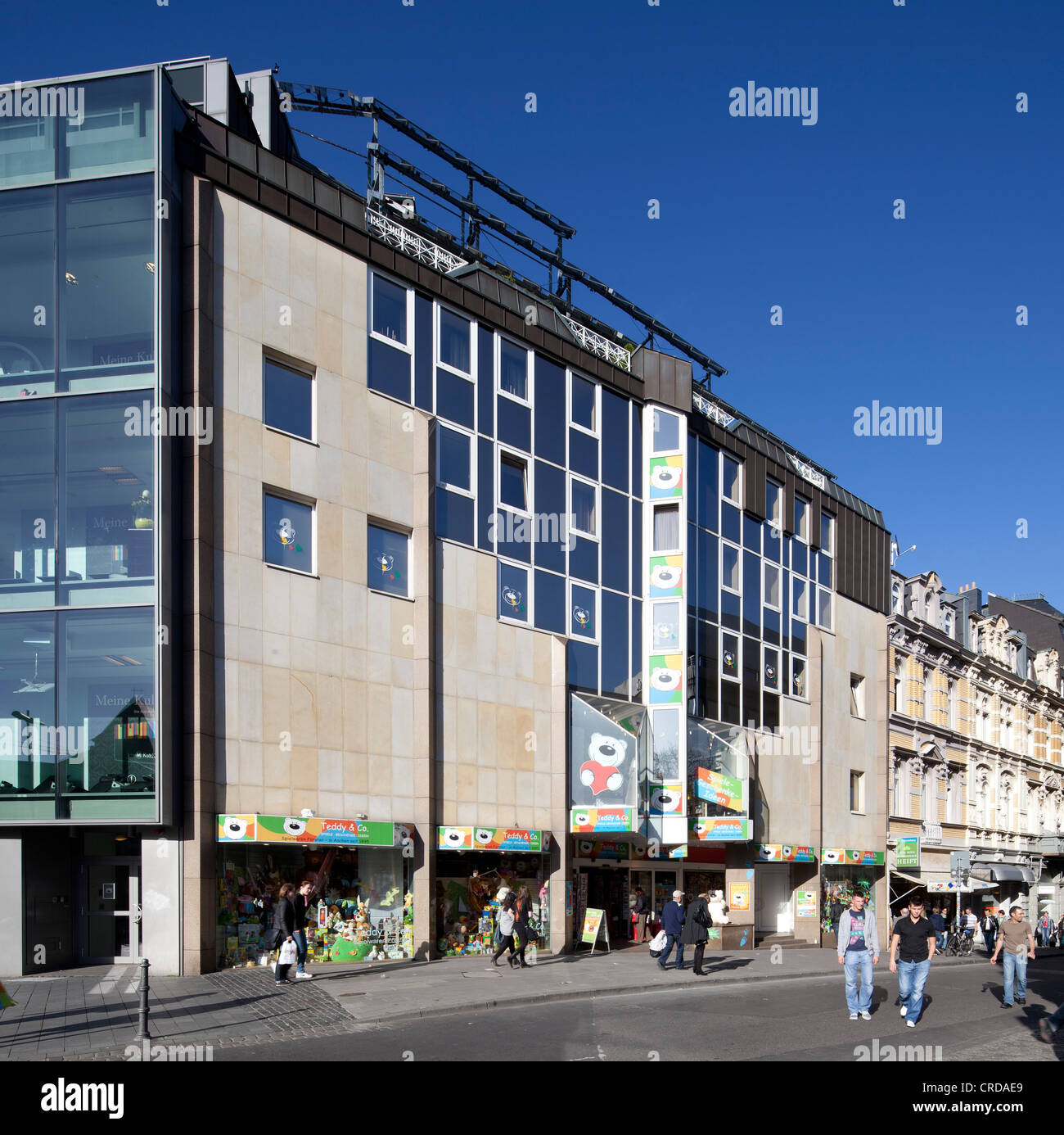 Edificio commerciale, Ursulinerstrasse, post-guerra di architettura, Aachen, Renania settentrionale-Vestfalia, Germania, Europa PublicGround Foto Stock