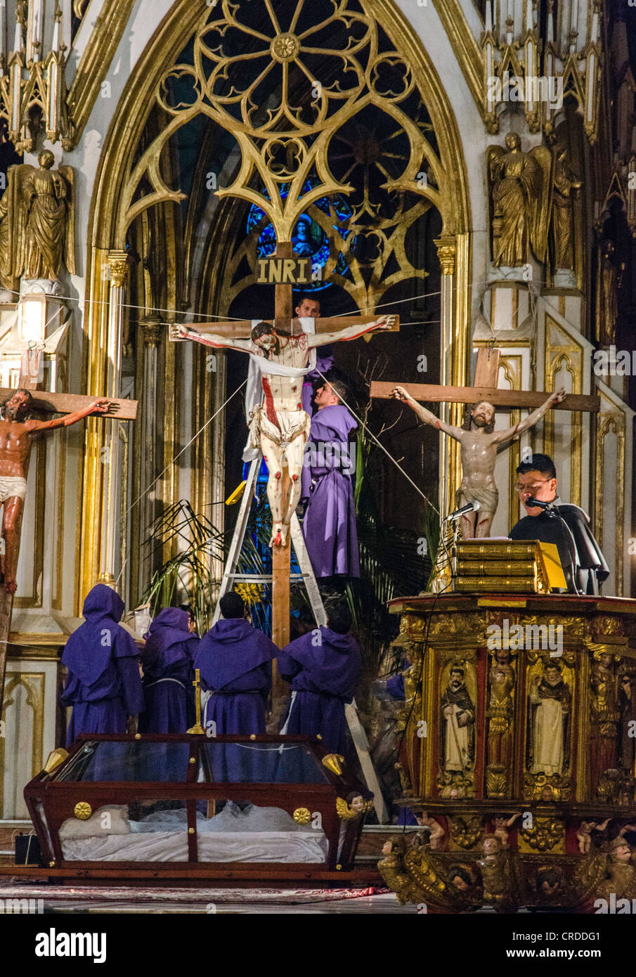 La deposizione del Cristo durante la pasqua settimana santa Quito Ecuador America del Sud Foto Stock