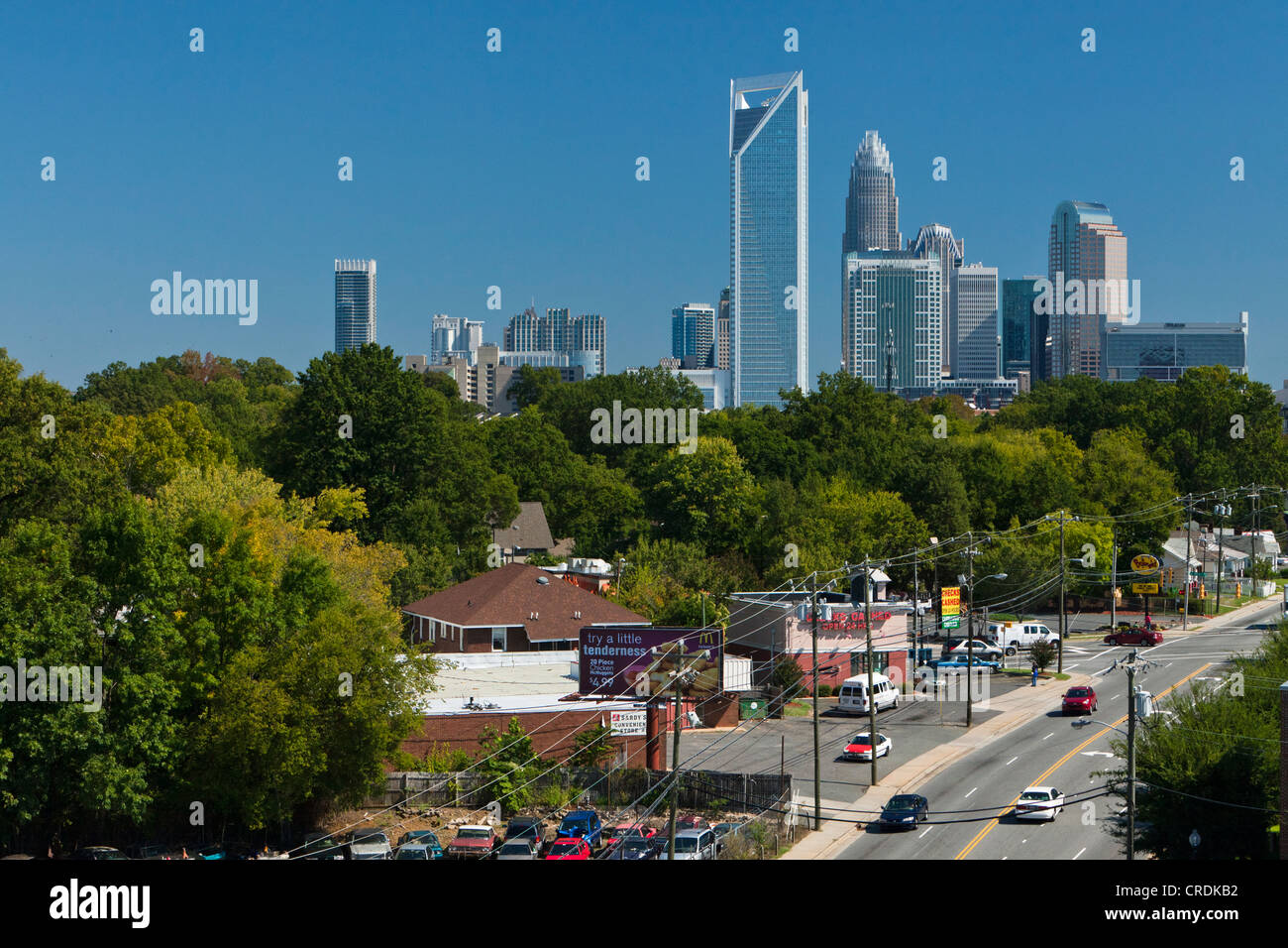 Skyline di Charlotte, Carolina del Nord e la città più grande e la seconda più grande Banche e piazza finanziaria negli USA, Charlotte Foto Stock
