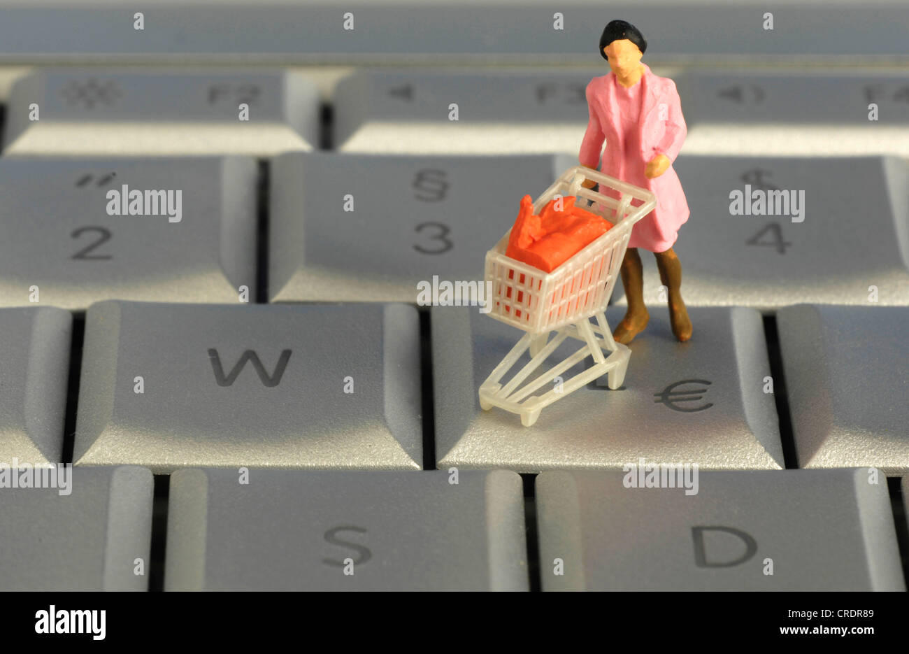 Simbolo per computer online shopping Foto Stock