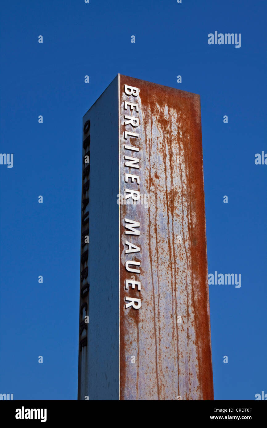 Vecchia colonna arrugginito, il muro di Berlino, il muro di Berlino il sentiero, Berlino, Germania, Europa Foto Stock