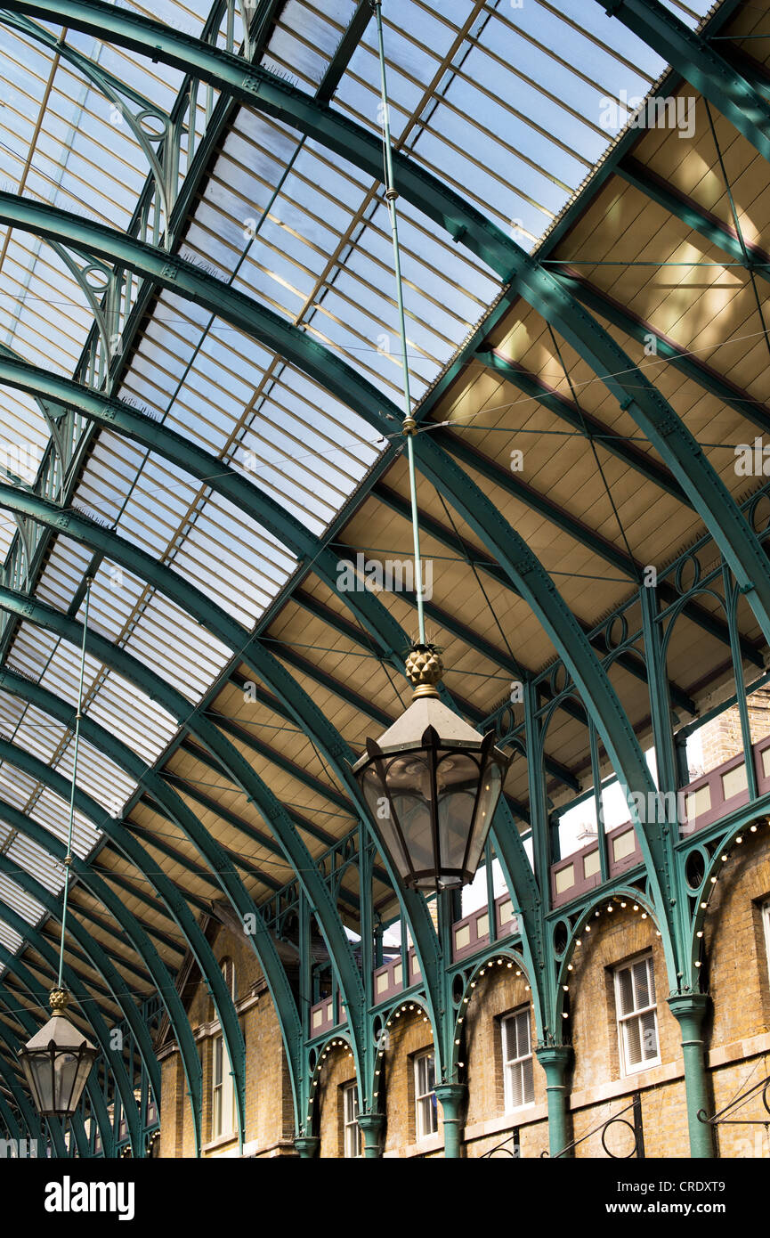 Mercato di Covent Garden tetto. Londra, Inghilterra Foto Stock