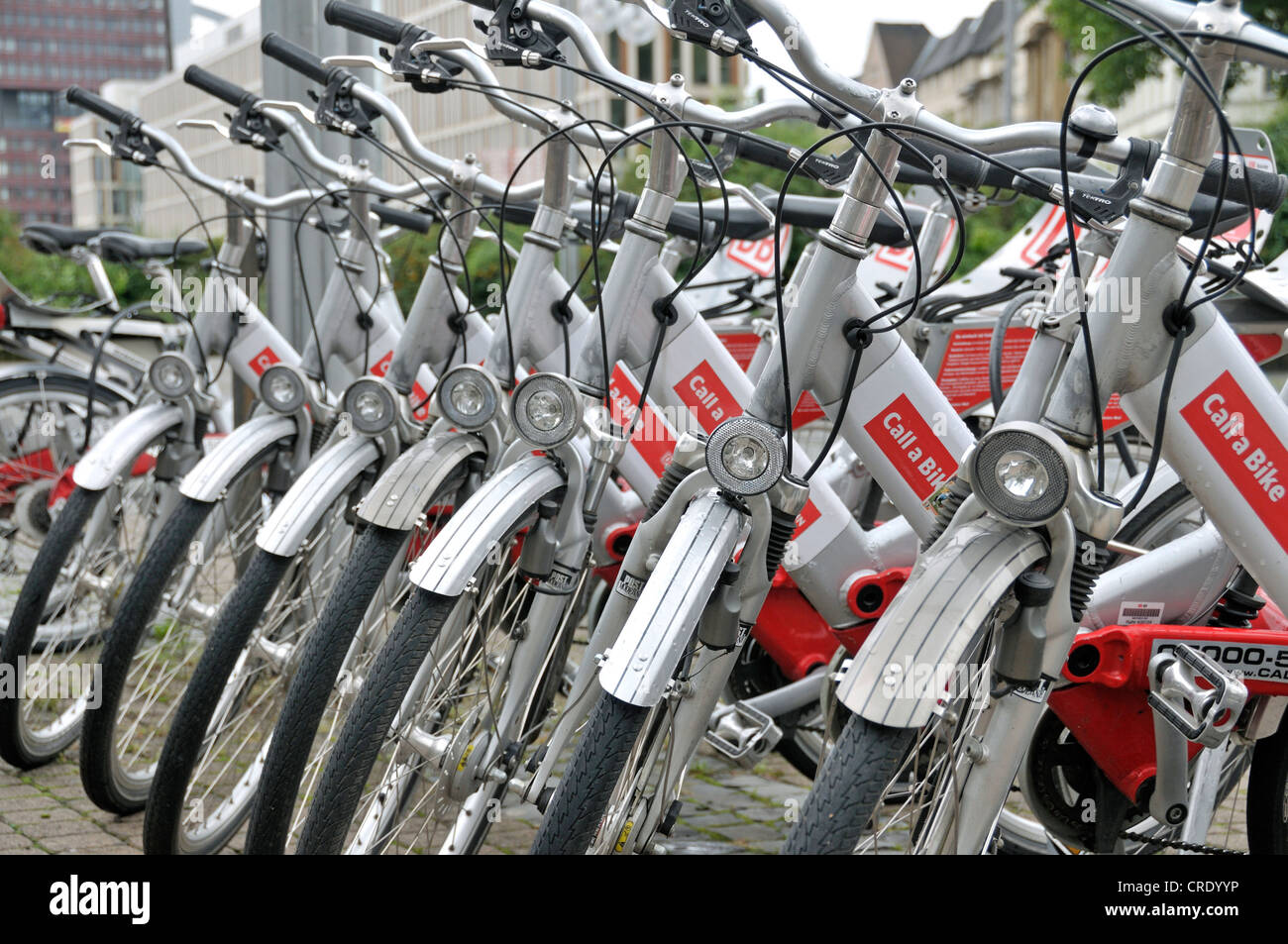 Noleggio di biciclette della Deutsche Bahn AG, stazione di treno - Messe Deutz, Colonia, nella Renania settentrionale-Vestfalia, Germania, Europa Foto Stock