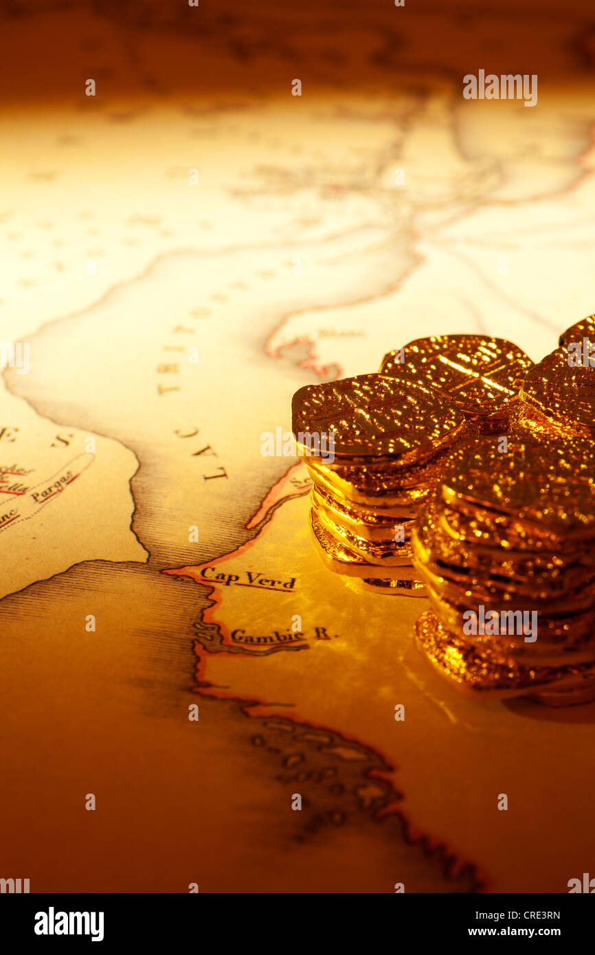 Mappa di Atlantis e oro doubloons. Mappa è da ottocento ed è al di fuori del diritto d'autore. Foto Stock