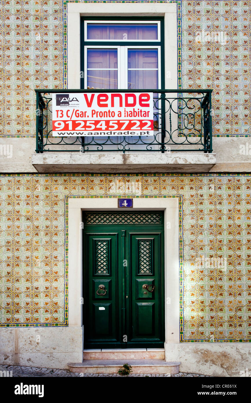 Segno, proprietà in vendita in Lisbona, Portogallo, Europa Foto Stock