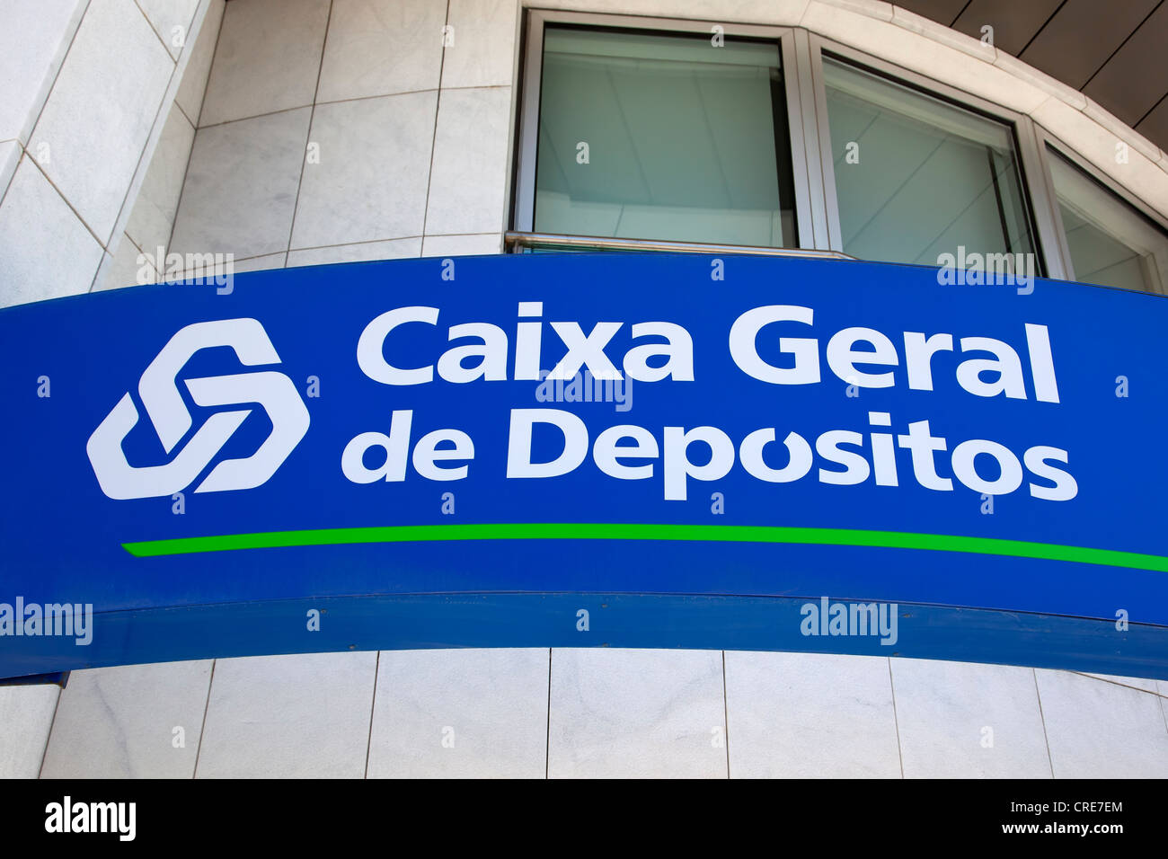 Logo sulla sede della più grande banca portoghese CGD, Caixa Geral de Depósitos, a Lisbona, Portogallo, Europa Foto Stock