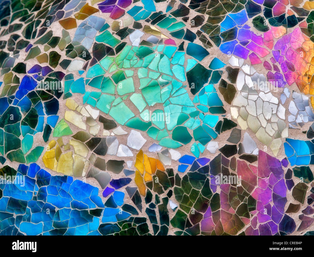 Chiusura del mosaico di vetro guardando a sfera caratteristica del giardino. Oregon Foto Stock