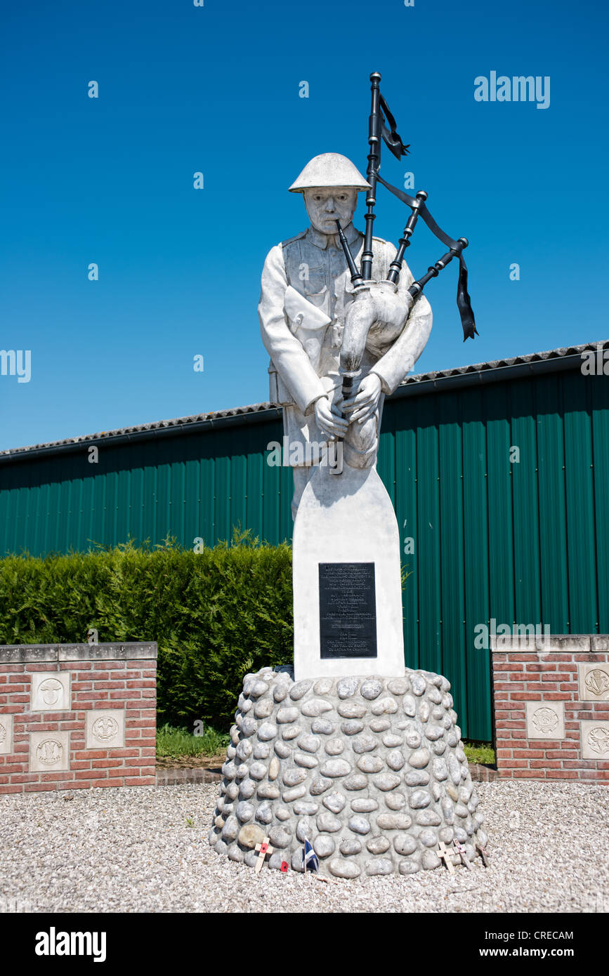 Memoriale al 9° (scozzese) divisione a Longueval, Somme, Francia Foto Stock