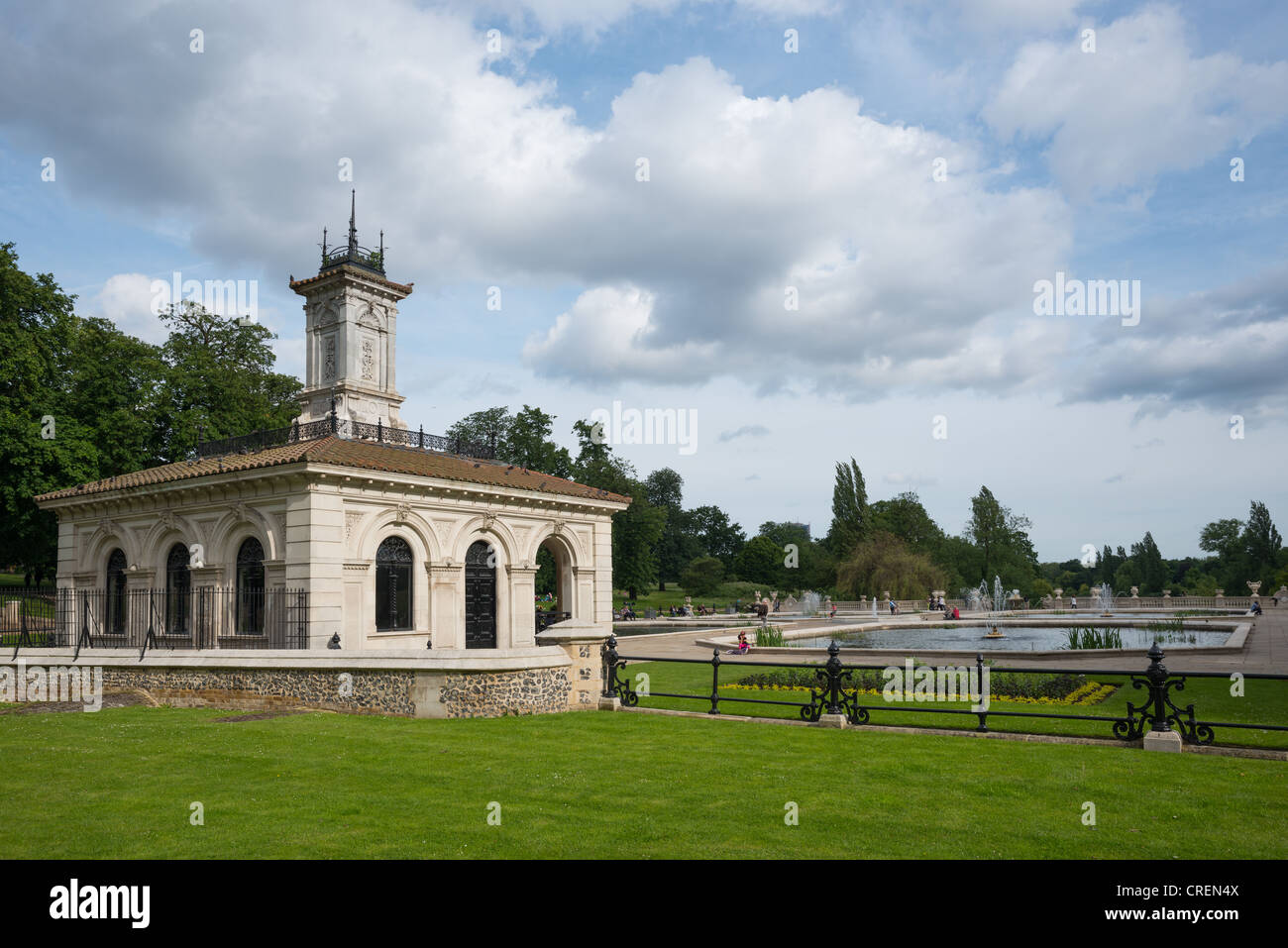 Giardini Italiani in Kensington Gardens, Lancaster Gate, Londra, Inghilterra. Foto Stock