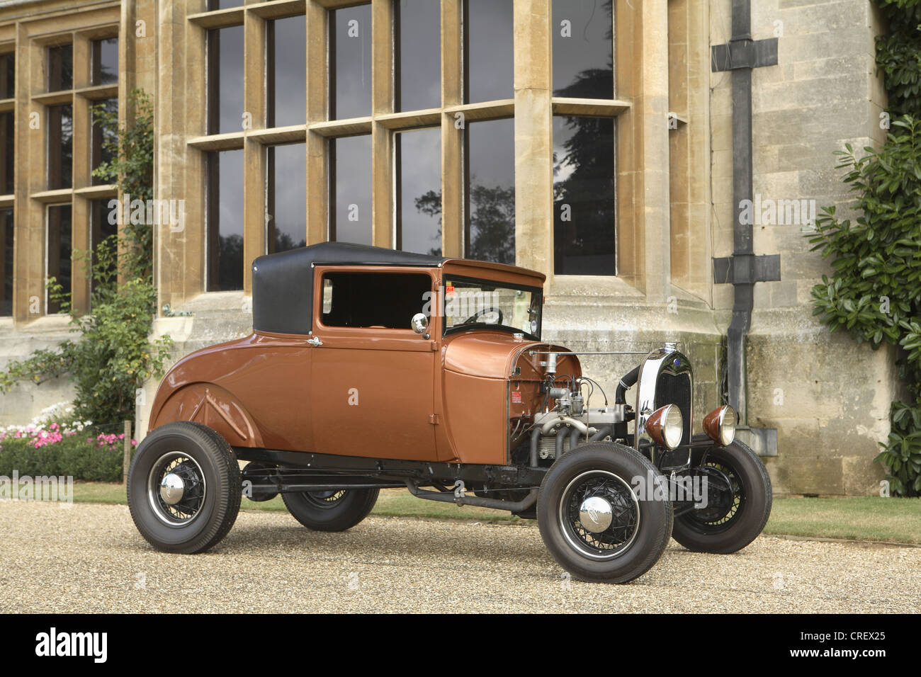 Ford modello coupé hot rod in bronzo Foto Stock