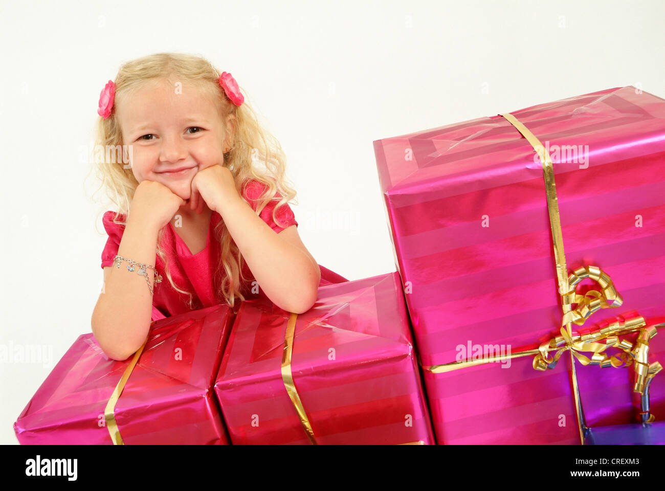 Ragazza con presenta Foto Stock