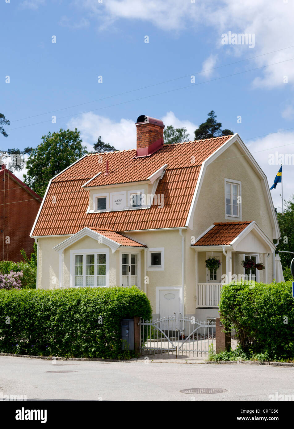 Tipica casa indipendente nella periferia di Stoccolma, Svezia Foto Stock