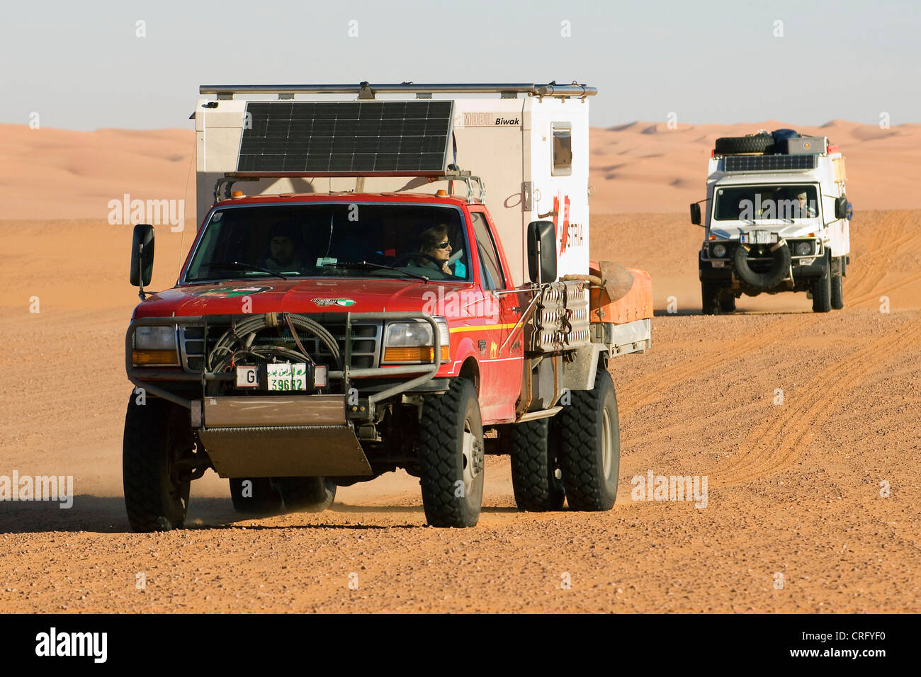 Quattro a quattro nel deserto, Libia, Sahara Foto Stock
