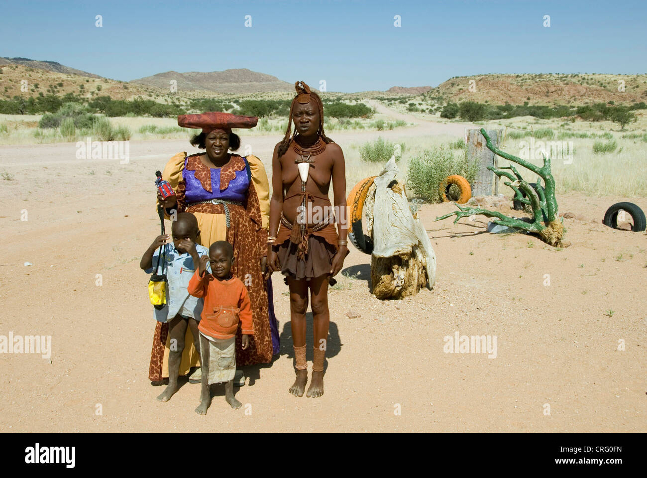 Herero e Himba nel Damara Land, Namibia Foto Stock