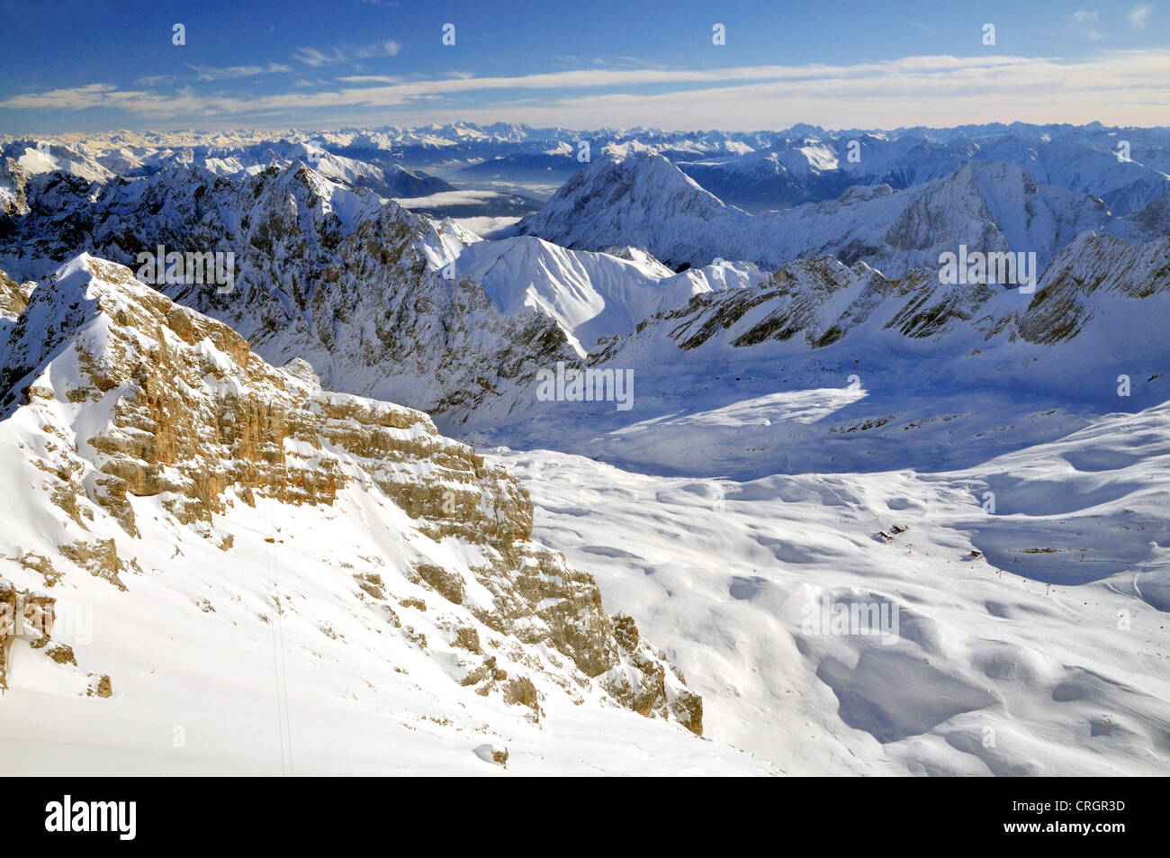 Il paesaggio alpino in inverno, Zugspitze, in Germania, in Baviera Foto Stock
