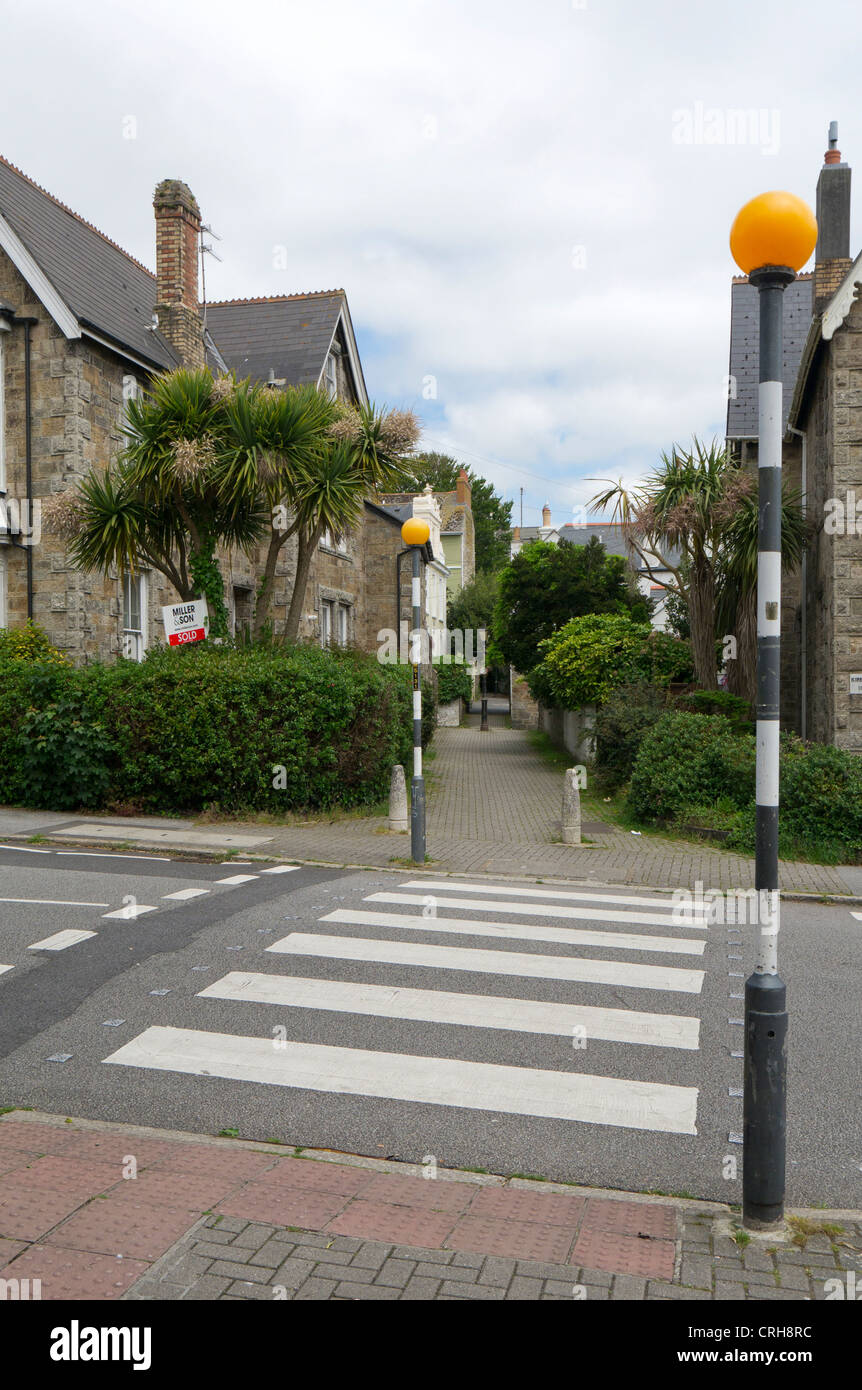 British Zebra strada pedonale di attraversamento. Foto Stock