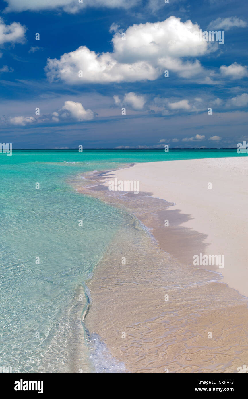 Litorale di Fort George Cay, un'isola disabitata. Isole Turks e Caicos. Foto Stock