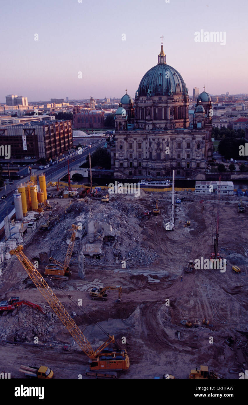 Berlino, Germania, Cattedrale di Berlino nel crepuscolo Foto Stock