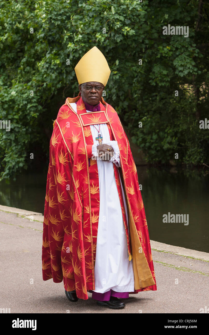 L arcivescovo di York, Dr John Sentamu, assiste l'Alban pellegrinaggio. St Albans, Regno Unito. 23 Giugno 2012 Foto Stock