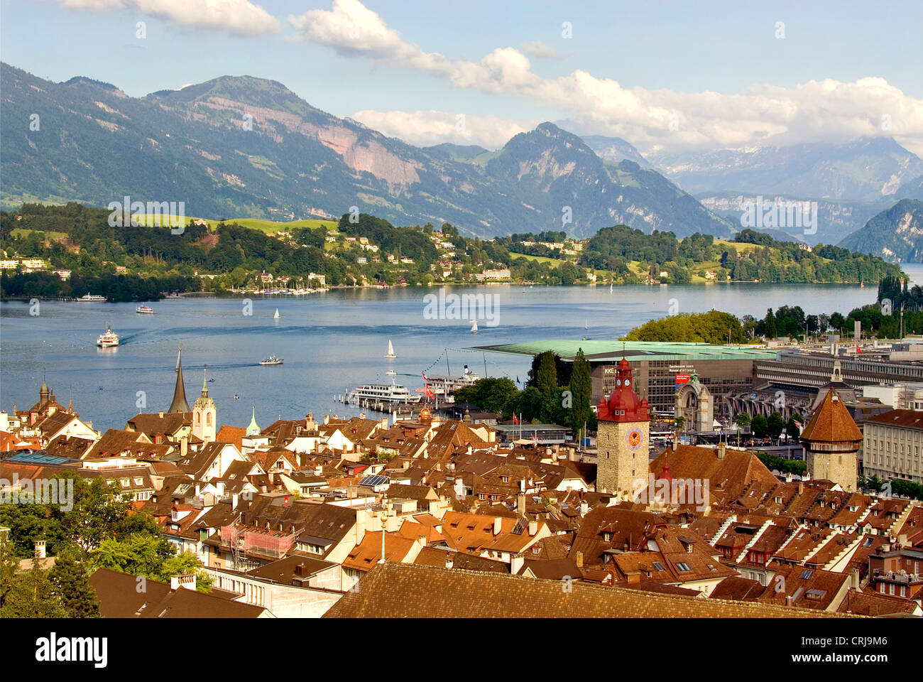 Vista sulla città di Lucerna presso il Lago di Lucerna, Svizzera, Lucerna Foto Stock