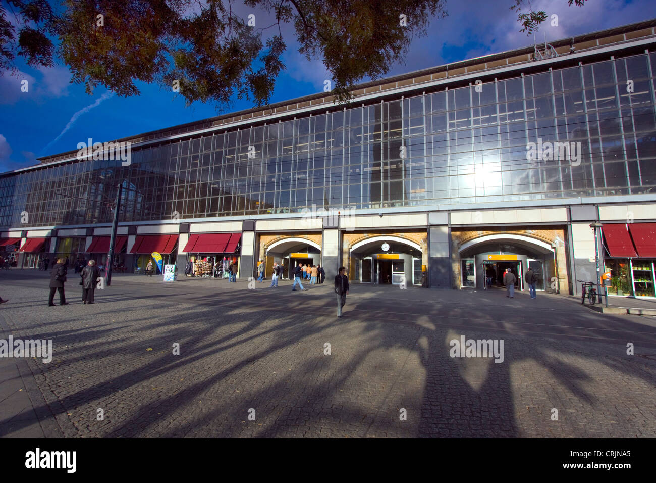 Stazione ferroviaria Berlin Alexanderplatz, Germania Berlino Foto Stock