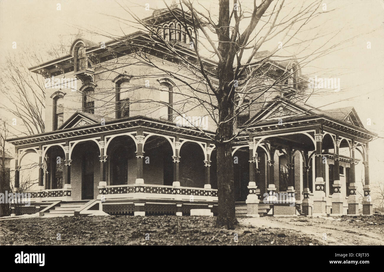 A tre piani in mattoni Mid-Victorian Mansion Foto Stock
