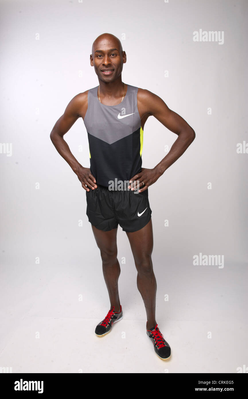 USA distanza runner 37 enne Bernard Lagat pone al USOC Olympic Vertice dei supporti prima di Olimpiadi di Londra 2012 Foto Stock