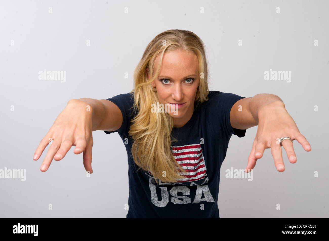 Dana Vollmer, USA Olympian nuotatore nella 100 metri farfalla, pone al USOC Team Media prima del vertice di Londra 2012 Foto Stock