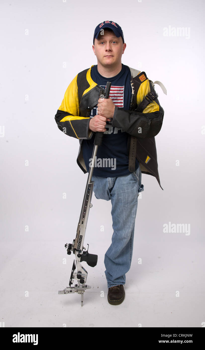 Esercito paralimpico soldato atleta di tiro Josh Olson presso il Team USA Media Summit in anticipo delle Olimpiadi di Londra 2012 Foto Stock