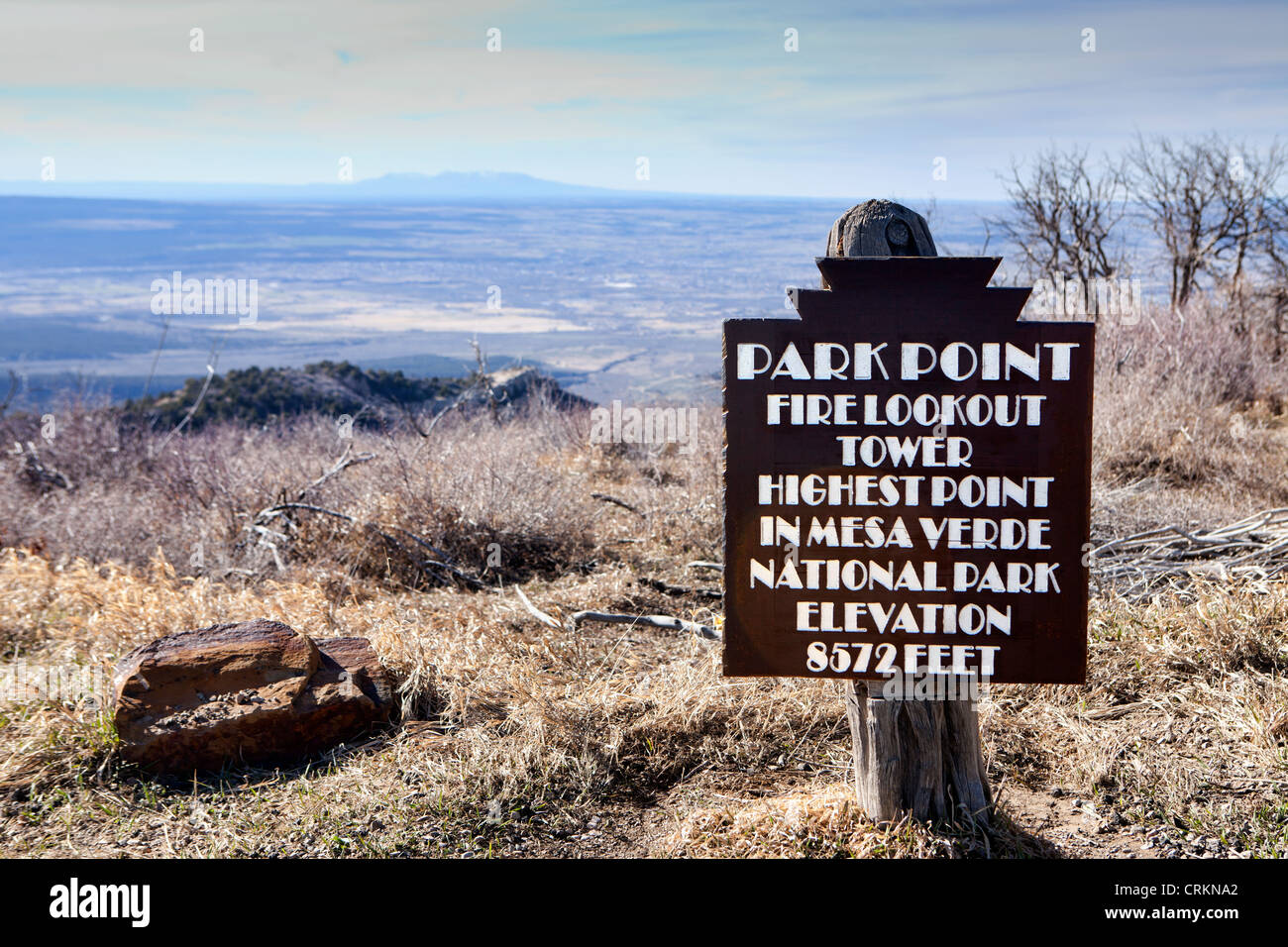 Il Parco Nazionale di Mesa Verde, Colorado, Parco punto Fire lookout tower segno del marcatore Foto Stock