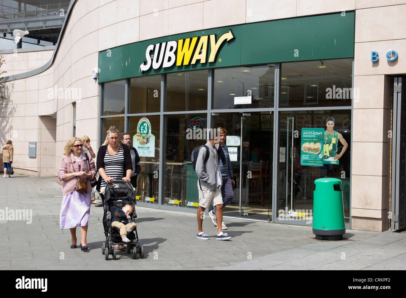 Metropolitana uscita alimentare Folkestone nel Kent REGNO UNITO Foto Stock