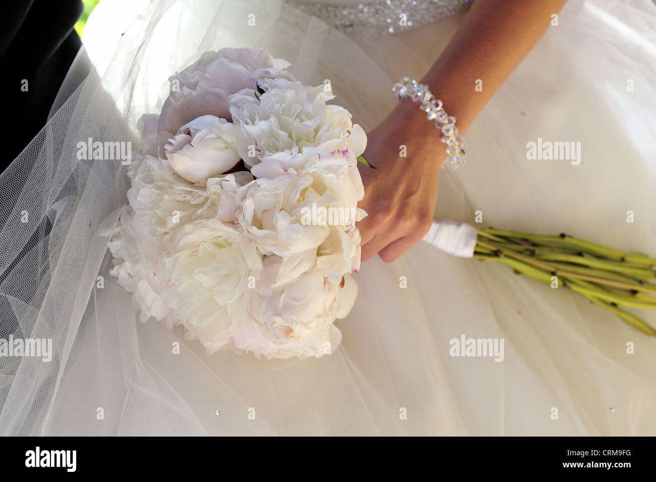 fioritura, sposa, dettaglio, fiori, freschezza, paeonia, matrimonio, atmosfera da matrimonio, matrimonio unico, assicurazione matrimonio, matrimonio di lusso Foto Stock