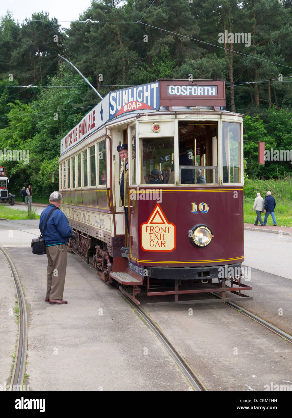 Ripristinato ponte singolo Sunderland Tram No.10 presso il museo Beamish del nord della vita Foto Stock