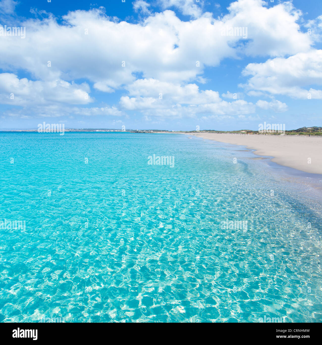 Formentera Llevant tanga spiaggia con perfetta acqua turchese Foto Stock