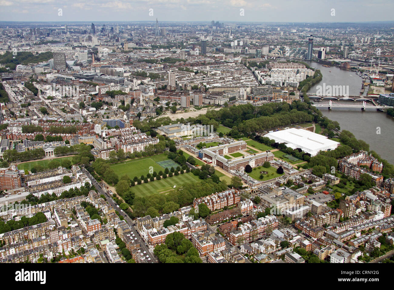 Vista aerea di Chelsea incluso il Royal Hospital Chelsea & sito del RHS Chelsea Flower Show, Londra SW3 Foto Stock