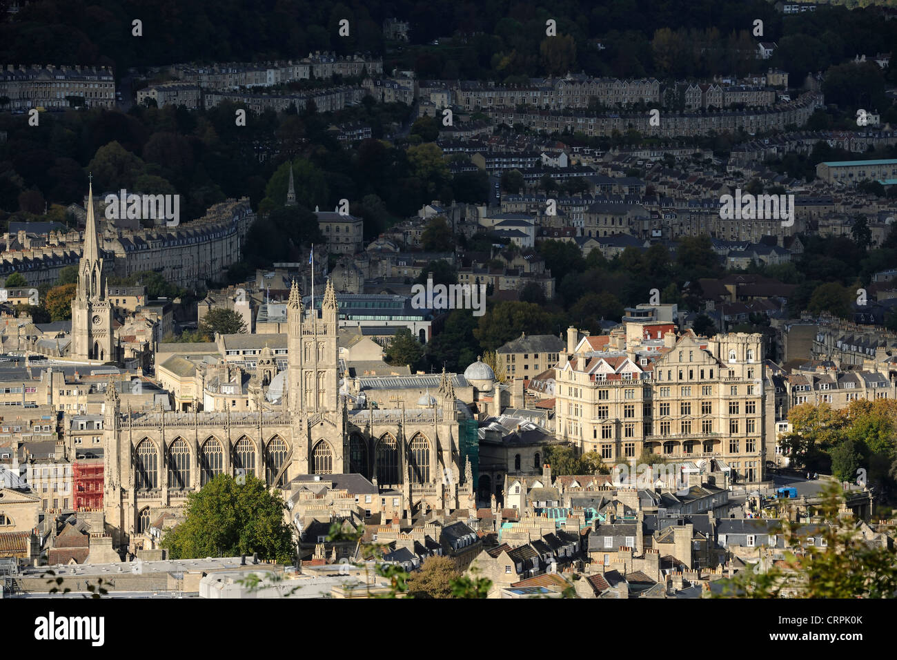 Vista sulla città storica di Bath, un sito del Patrimonio Mondiale è famosa come la città termale e per la sua architettura georgiana. Foto Stock