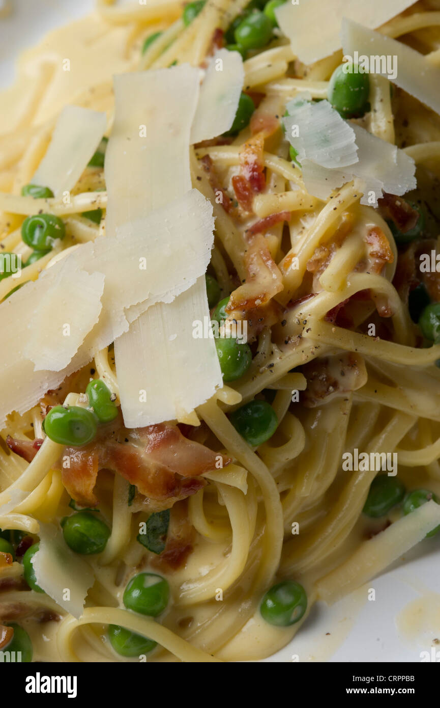Spaghetti alla carbonara Foto Stock