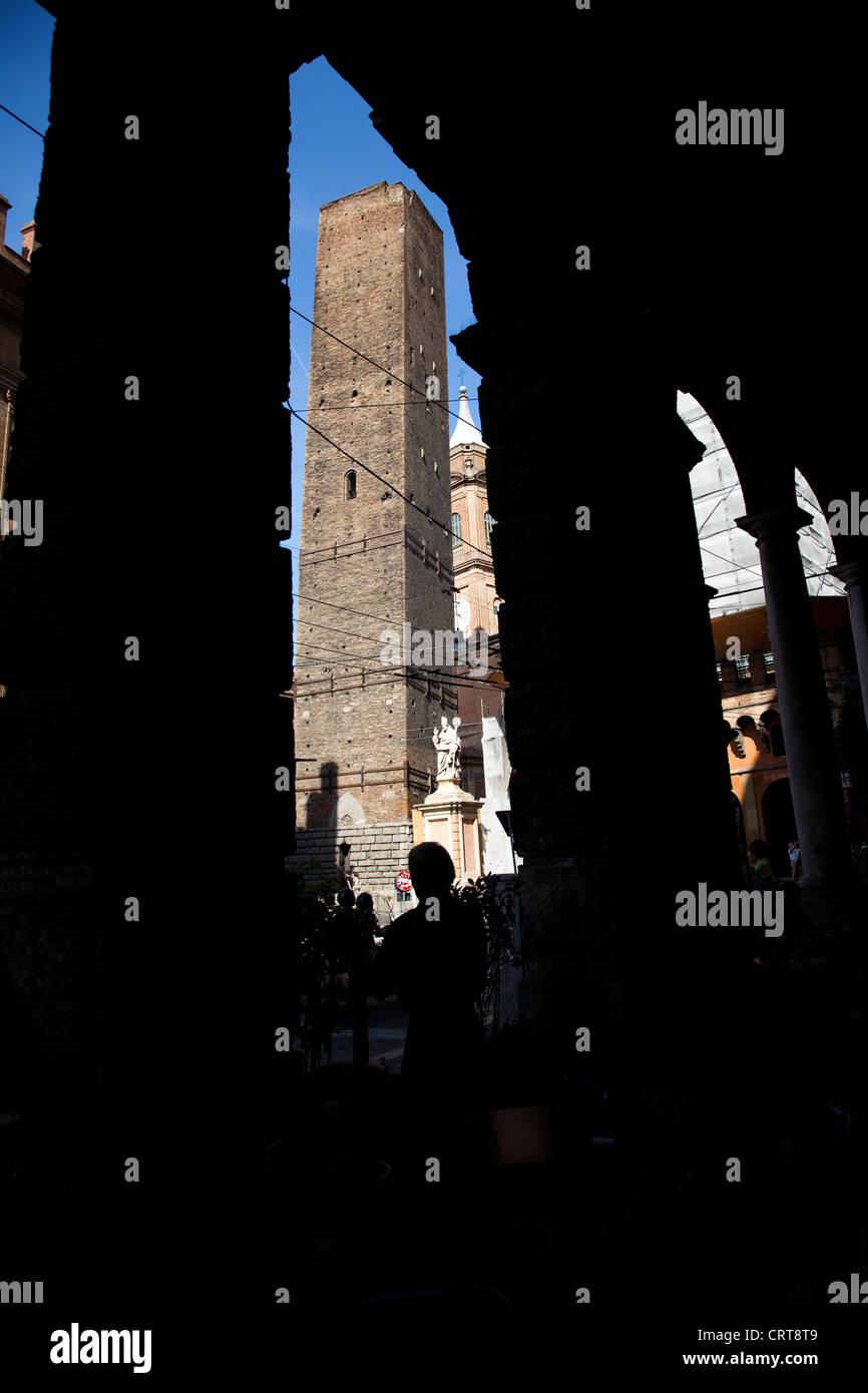 Torre della Garisenda a Bologna, Italia Foto Stock