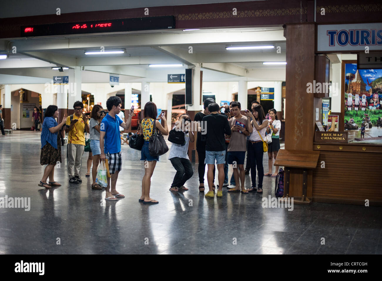 Un esercizio di fotografia durante un paio di ore a Chiang Mai La stazione ferroviaria Foto Stock