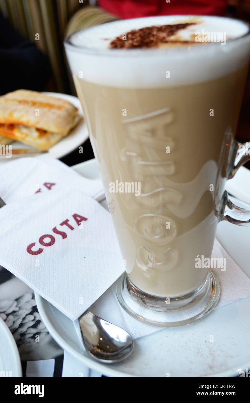 Costa Coffee Cappuccino & Panini Foto Stock