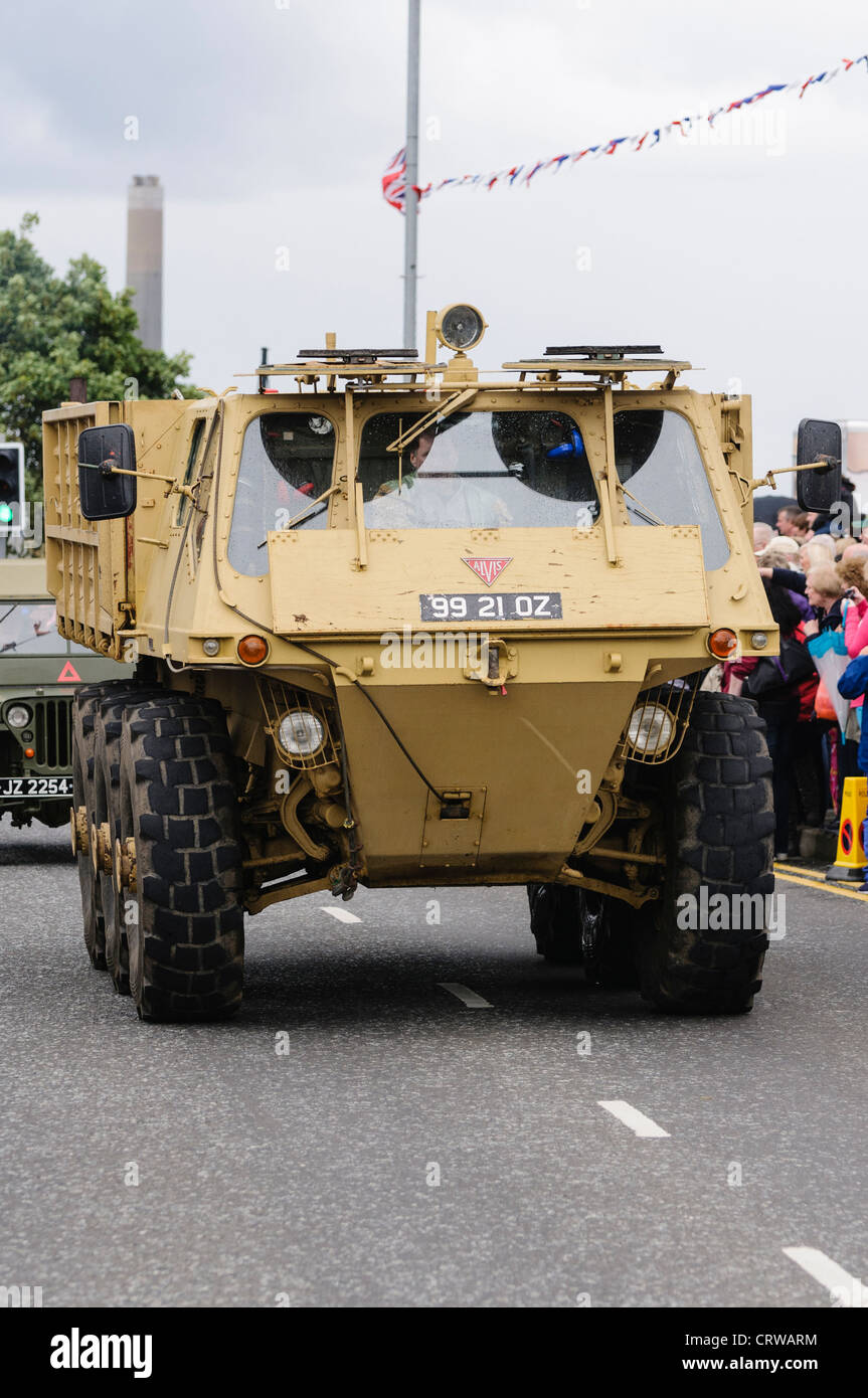 Alvis anfibio robusto carrello su una parata militare Foto Stock