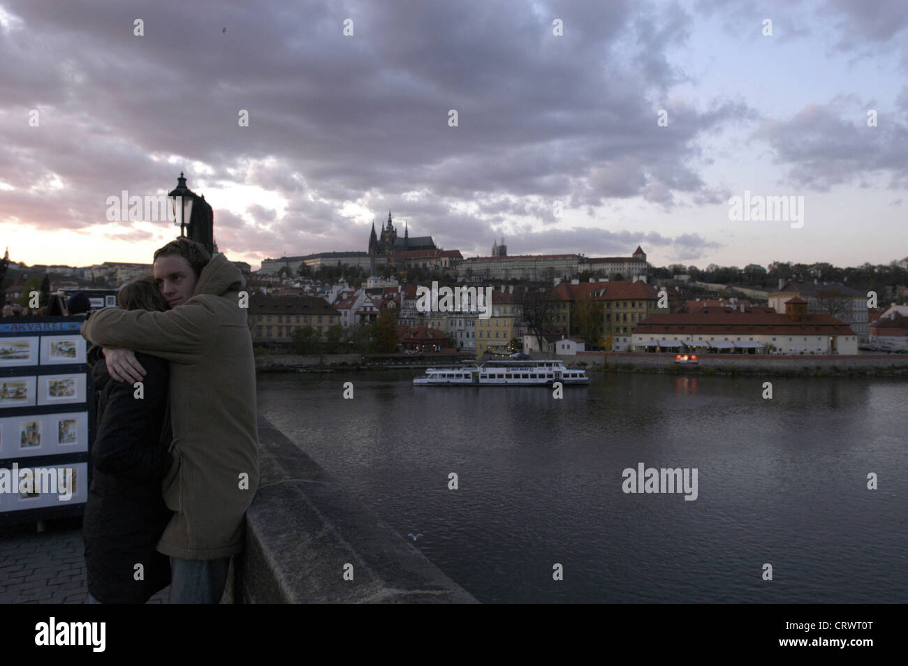Serata sul Ponte Carlo a Praga Foto Stock