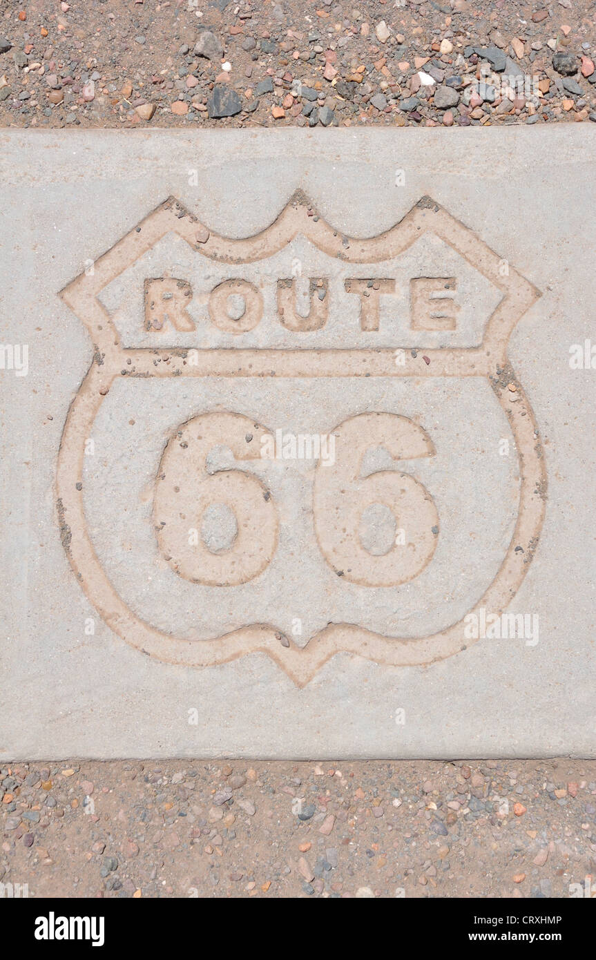 Route 66 segno, Arizona, Stati Uniti d'America - nella foresta pietrificata Foto Stock